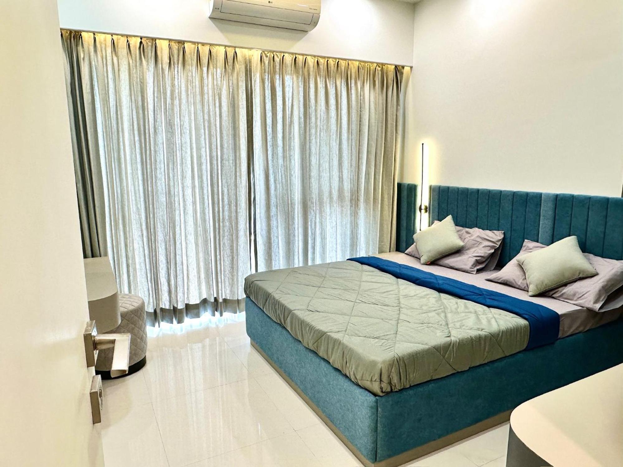 Peacock Palace 2Bhk Modern Ac Flat In Baner Pune Eksteriør bilde